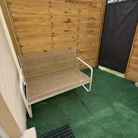 Pour 2 - Universite, Parking Facile アパート